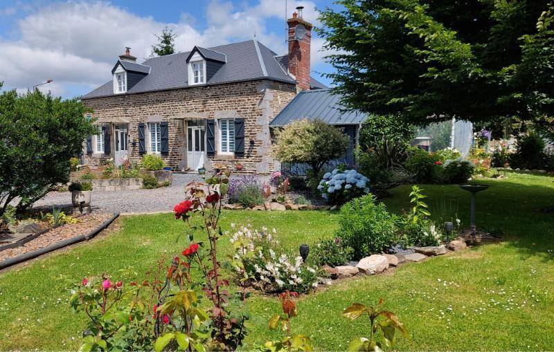 Maison familiale avec jardin recherchée par les acheteurs à Cherbourg-en-Cotentin