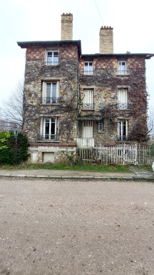 Photo mobile 1 | Bourg-la-reine (92340) | Maison de 212.00 m² | Type 12 | 1360000 € |  Référence: 182364SH