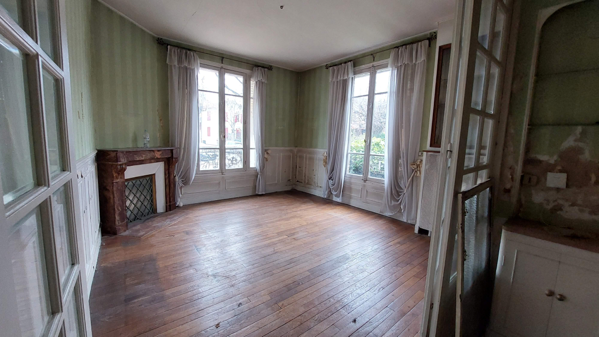 Photo mobile 12 | Bourg-la-reine (92340) | Maison de 212.00 m² | Type 12 | 1360000 € |  Référence: 182364SH