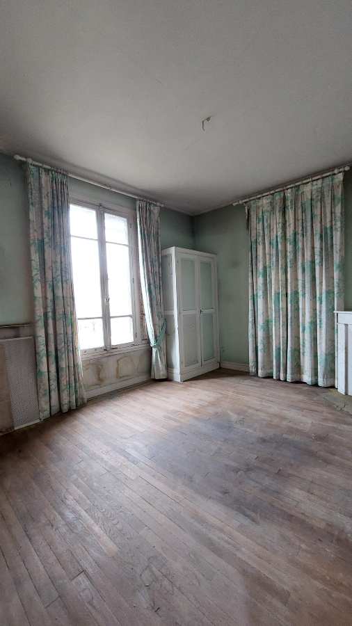 Photo mobile 13 | Bourg-la-reine (92340) | Maison de 212.00 m² | Type 12 | 1360000 € |  Référence: 182364SH