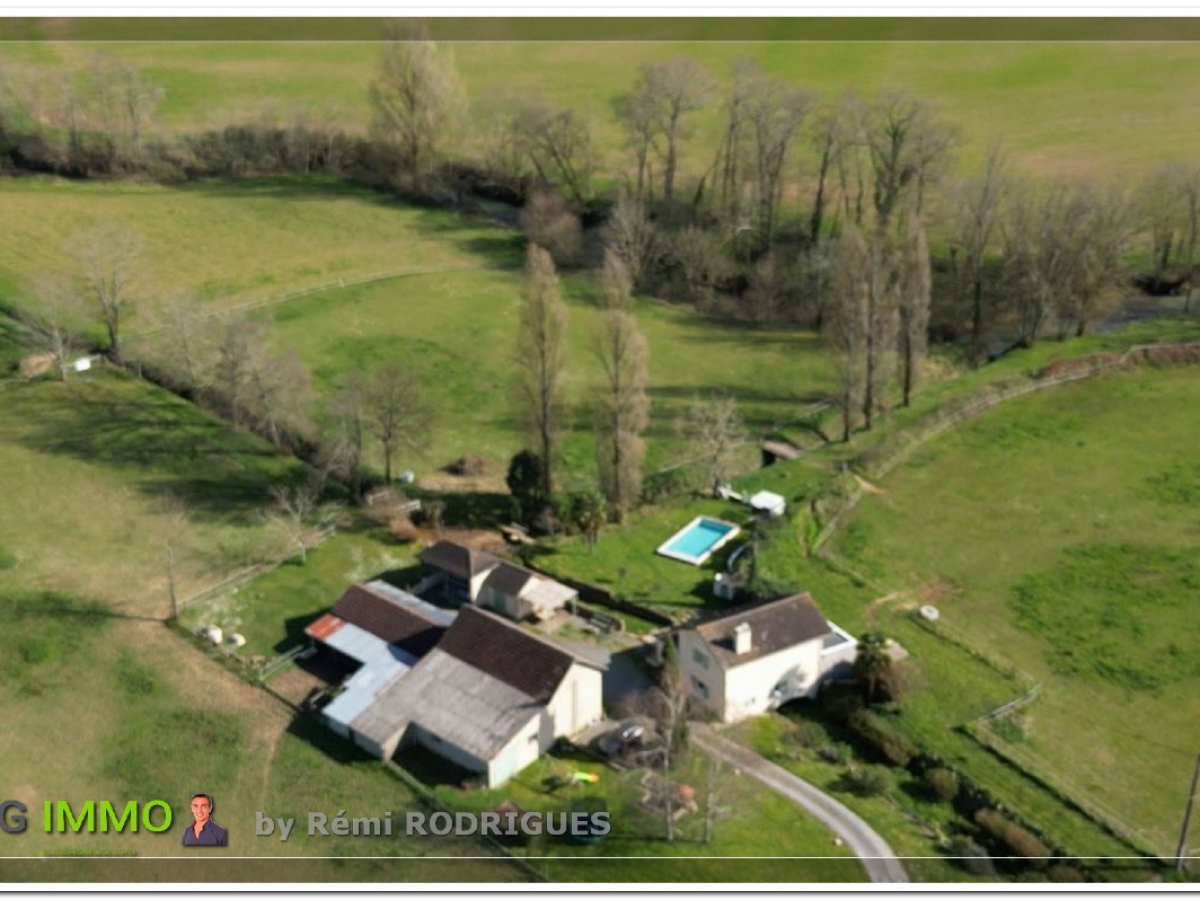 Photo mobile 1 | Pau (64000) | Maison de 135.10 m² | Type 5 | 395000 € |  Référence: 186215RR