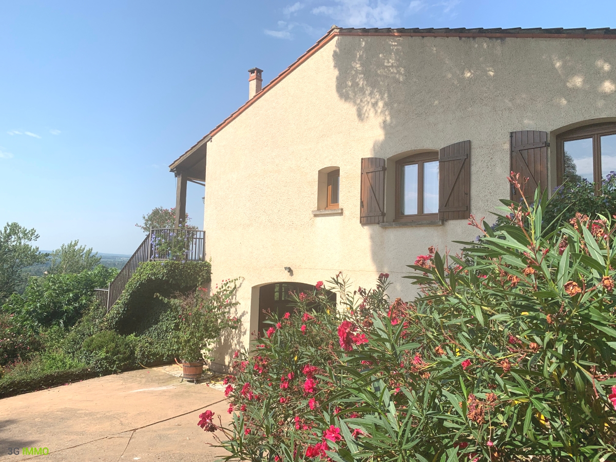 Photo mobile 10 | Marssac-sur-tarn (81150) | Maison de 135.00 m² | Type 8 | 380000 € |  Référence: 192390CGB