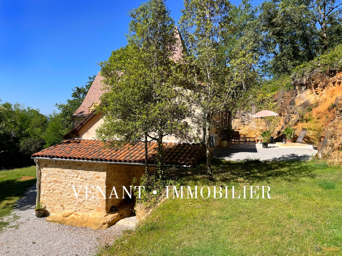 Photo mobile 15 | Sarlat la caneda (24200) | Maison de 190.00 m² | Type 6 | 493000 € |  Référence: 191321LV