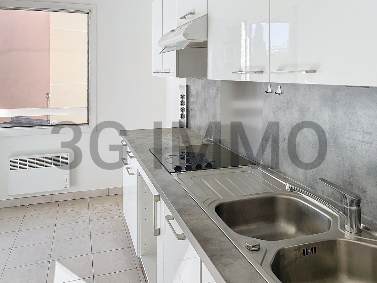 Photo mobile 3 | Nimes (30900) | Appartement de 50.00 m² | Type 2 | 113000 € |  Référence: 193579HM