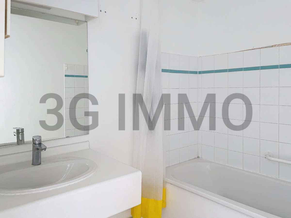 Photo mobile 7 | Nimes (30900) | Appartement de 50.00 m² | Type 2 | 113000 € |  Référence: 193579HM